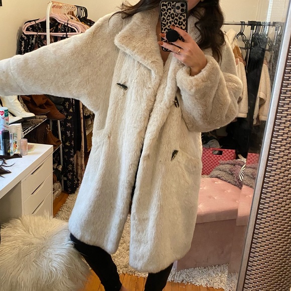 Vintage Faux Fur Jacket - Picture 3 of 7